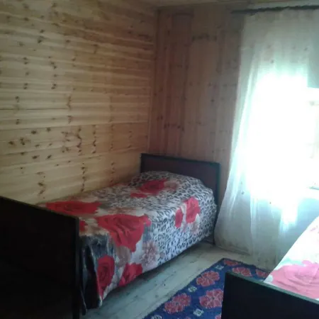 Vendégház Familja Carku *