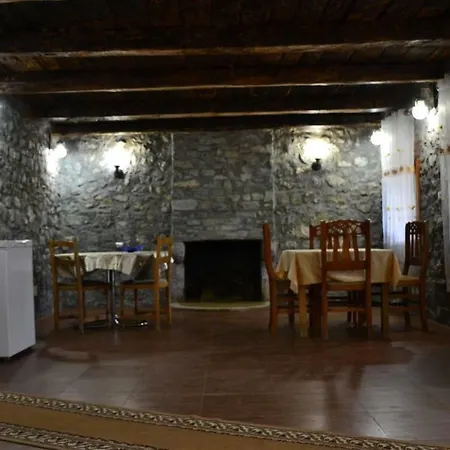 Vendégház Familja Carku
