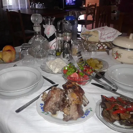 Vendégház Familja Carku Theth