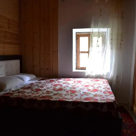 Vendégház Familja Carku Theth